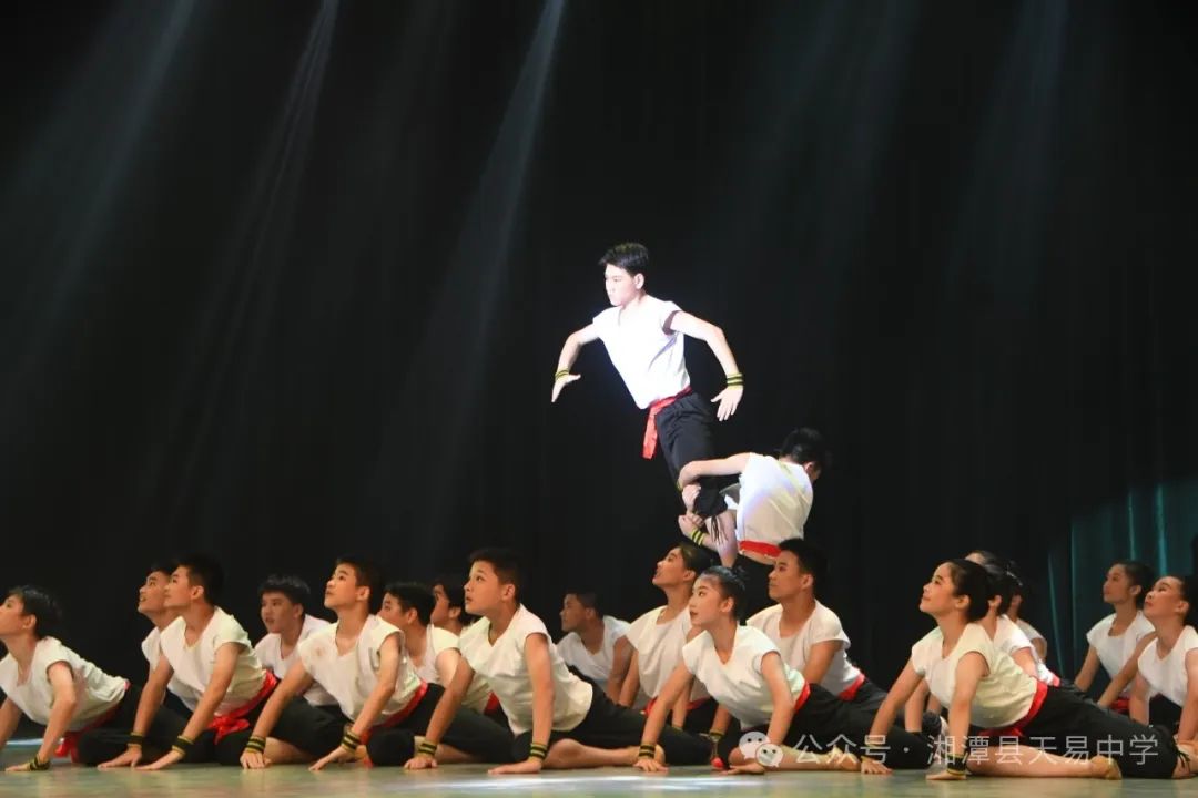 “浪遏飛舟”——天易中學音樂組捷報頻傳